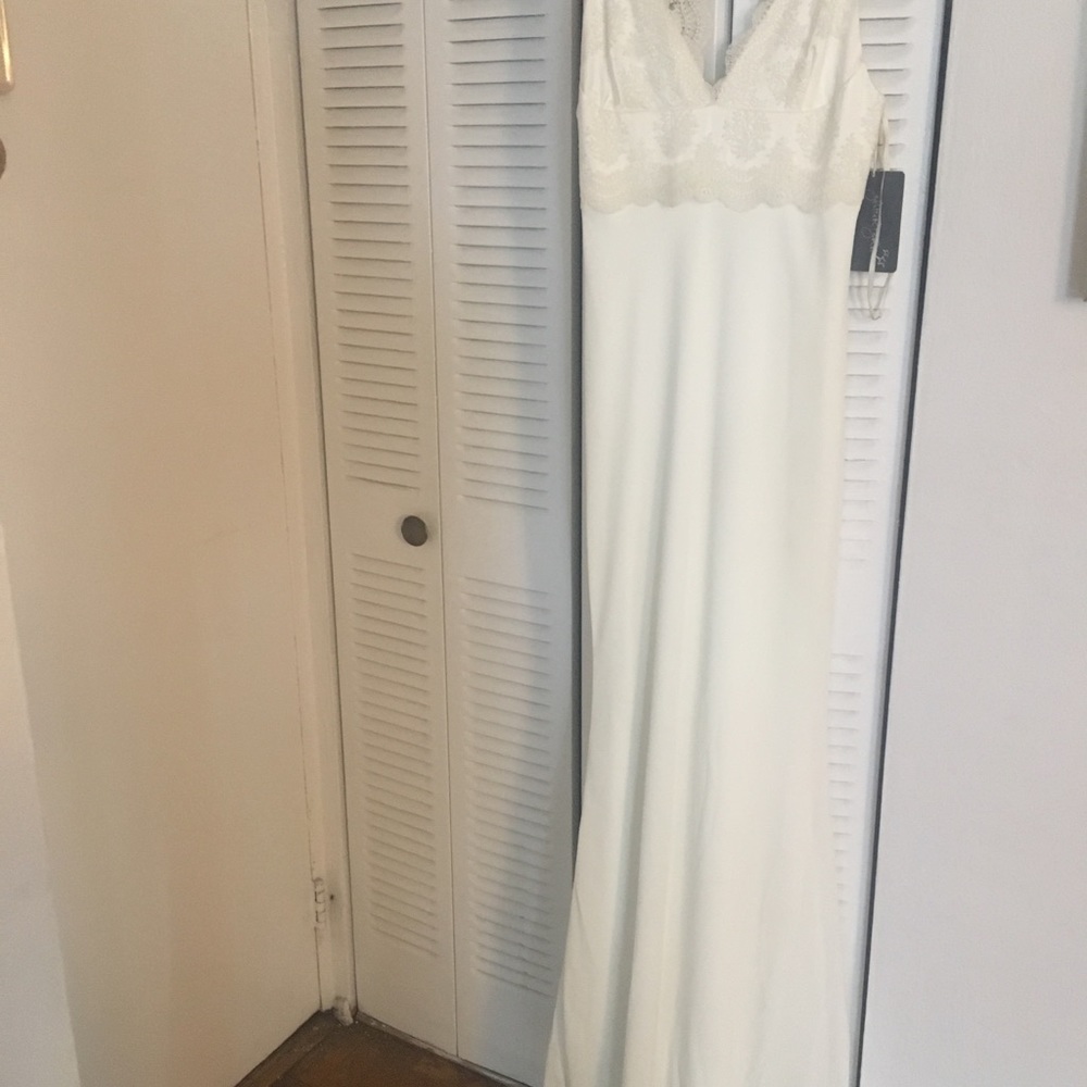Wedding Dress - never worn